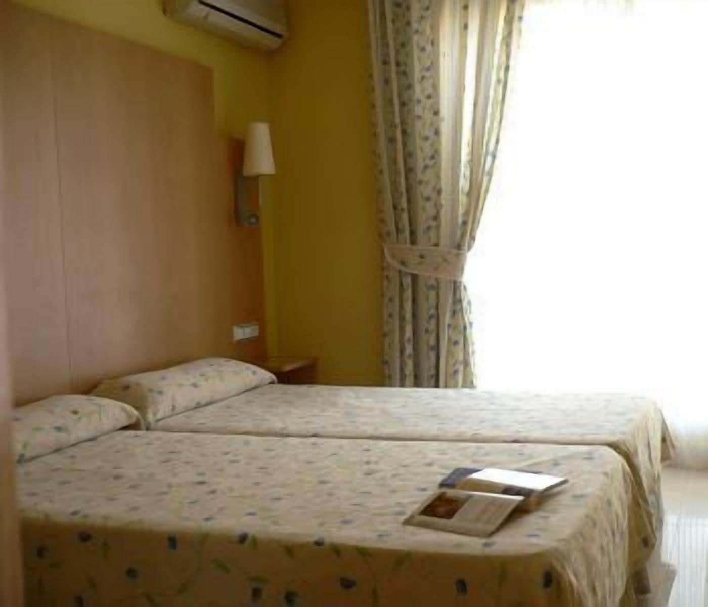 Hotel La Cala Finestrat Cala de Finestrat Ruang foto