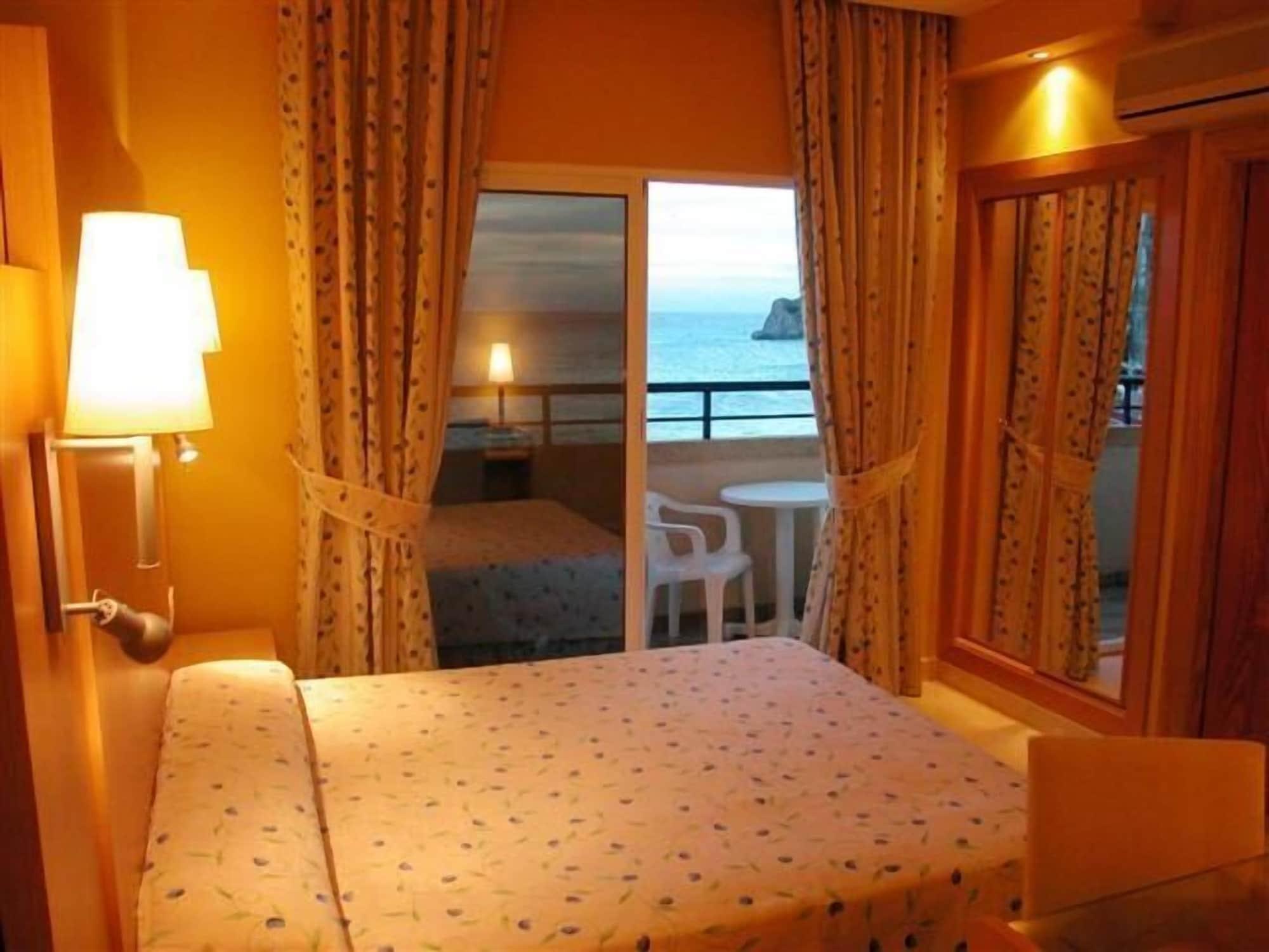Hotel La Cala Finestrat Cala de Finestrat Bagian luar foto